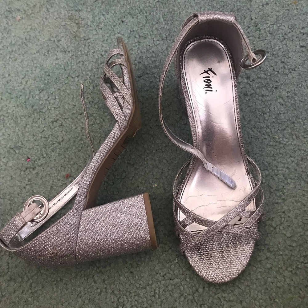 Silver wedges